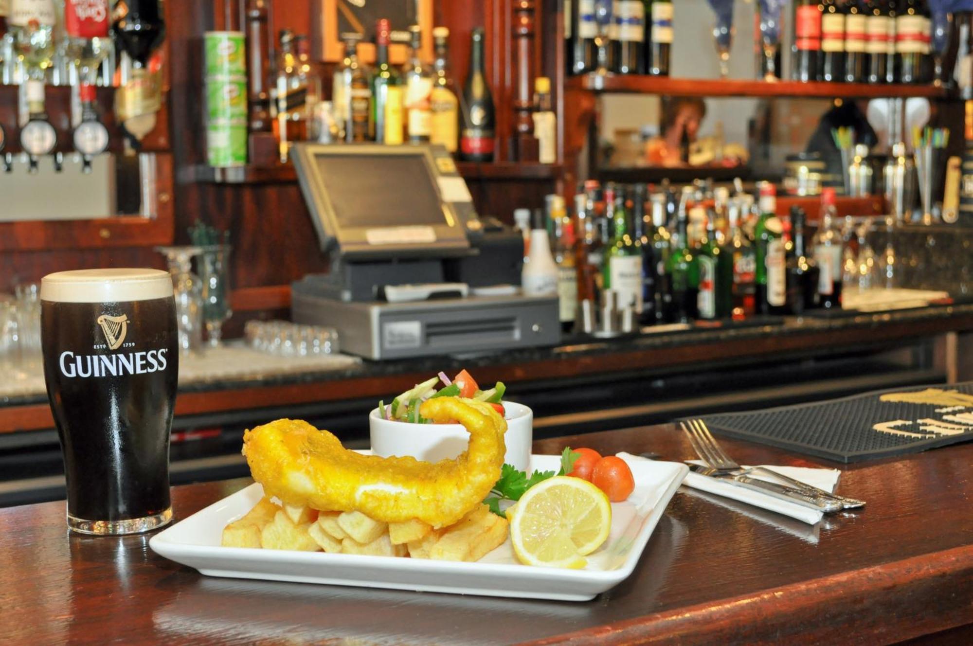 Dalton Inn Hotel Claremorris Esterno foto