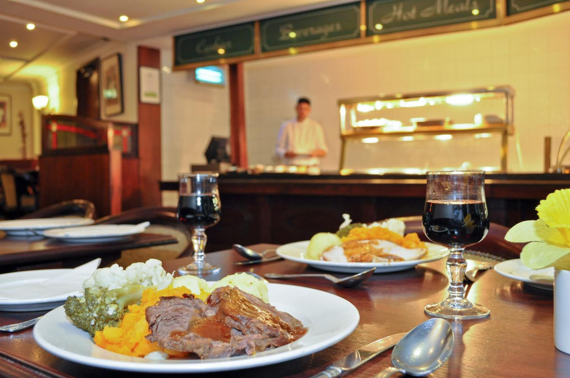Dalton Inn Hotel Claremorris Esterno foto