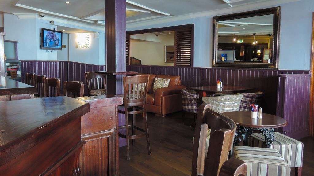 Dalton Inn Hotel Claremorris Esterno foto