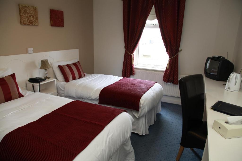 Dalton Inn Hotel Claremorris Camera foto