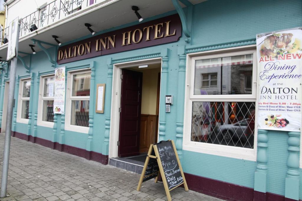 Dalton Inn Hotel Claremorris Esterno foto