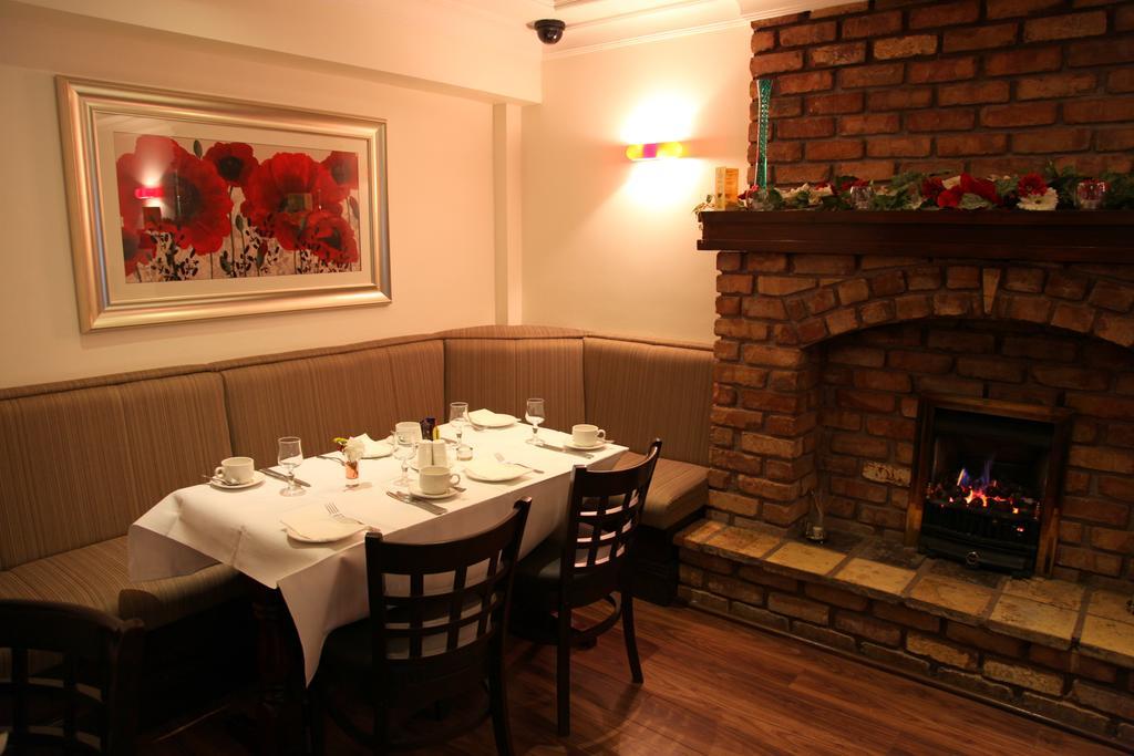 Dalton Inn Hotel Claremorris Esterno foto